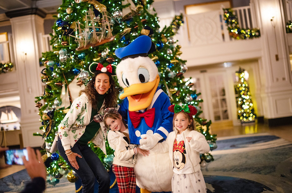 Halfway to the Holidays at Walt Disney World!